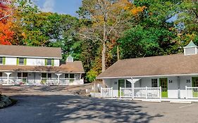 The Lodge On The Cove